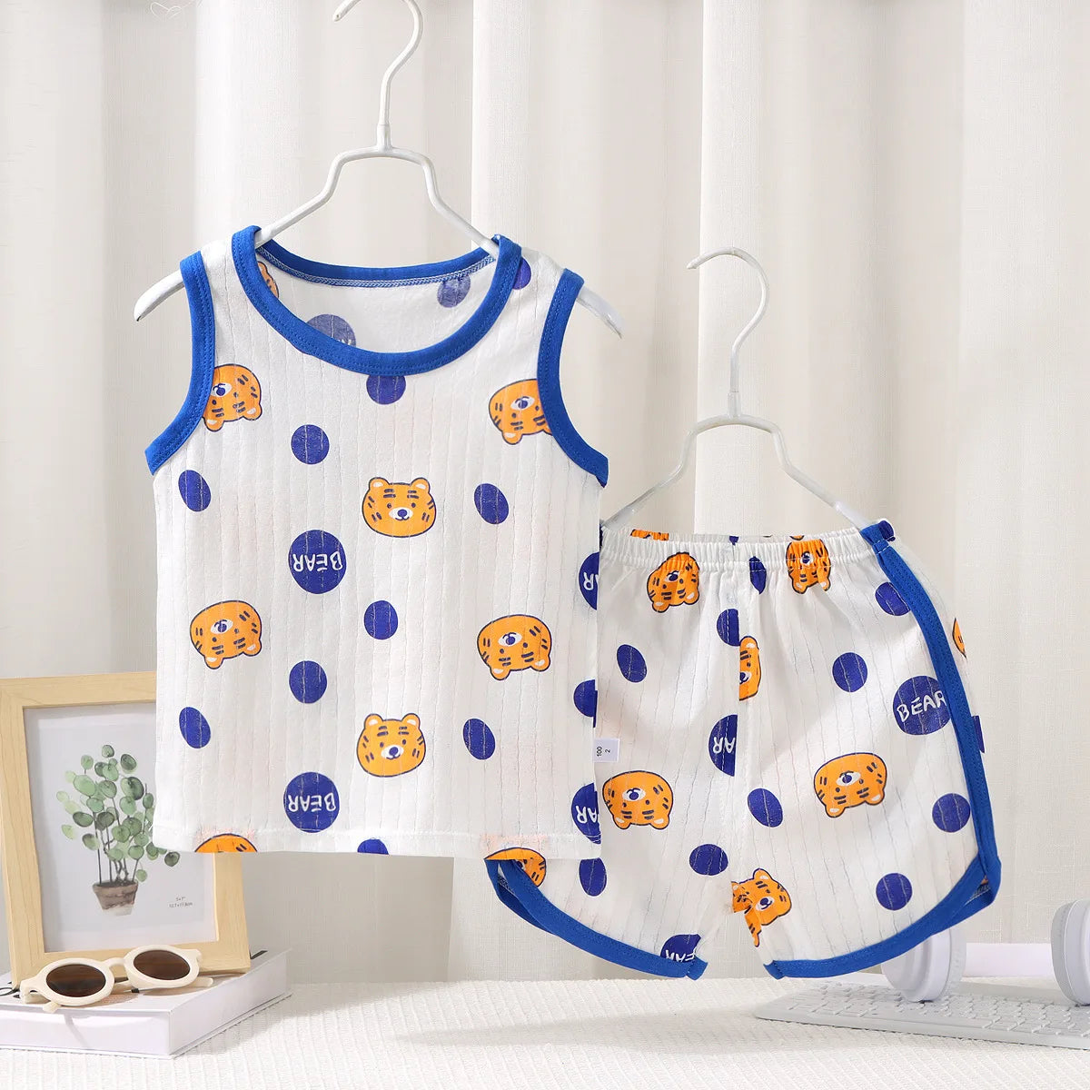 Kids Sleeveless Sets